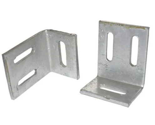 10 à 20 mm d'épaisseur Plaques de base en acier Plaque de base en acier avec trous dans le mur de béton