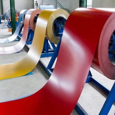 PPGI 0,09-0,7 Épaisseur TDC51D Plaques d'acier galvanisé prépeintes en bobine de couleur avec une forte anti-corrosion Couleur verte